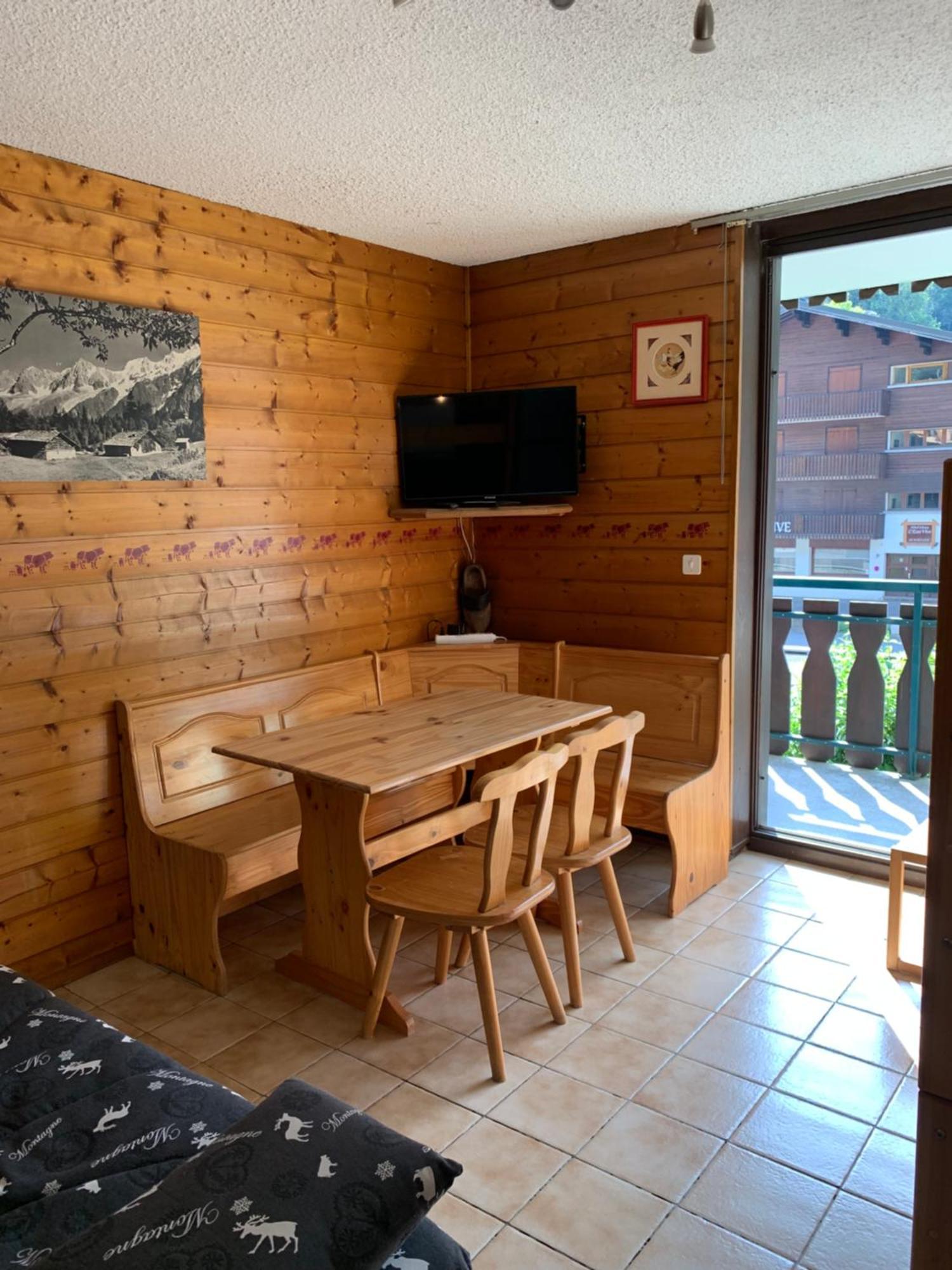 155 Piste Dans Mon Canape シャテル エクステリア 写真